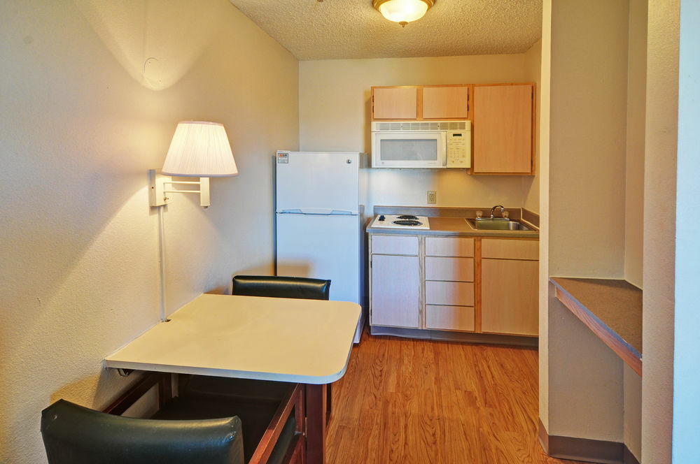 Intown Suites Extended Stay Dallas Tx - Гарленд Экстерьер фото