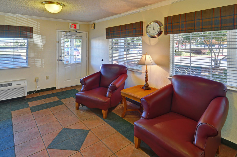 Intown Suites Extended Stay Dallas Tx - Гарленд Экстерьер фото